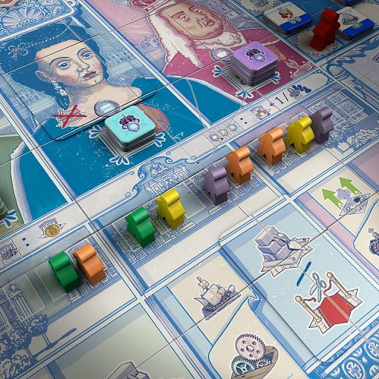 Showing image for Lisboa: Queen Variant card Lisboa: Queen Variant card image